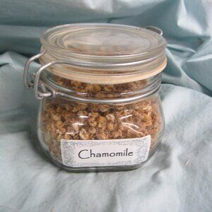 loose chamomile flowers 1.778 oz herbs wicca incense (H156)